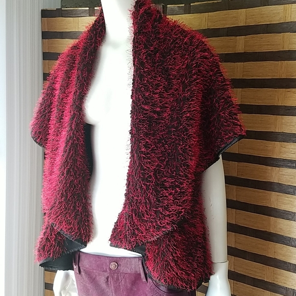 EUC!! Saint Gil Paris Furry cape/Vest - Picture 1 of 13
